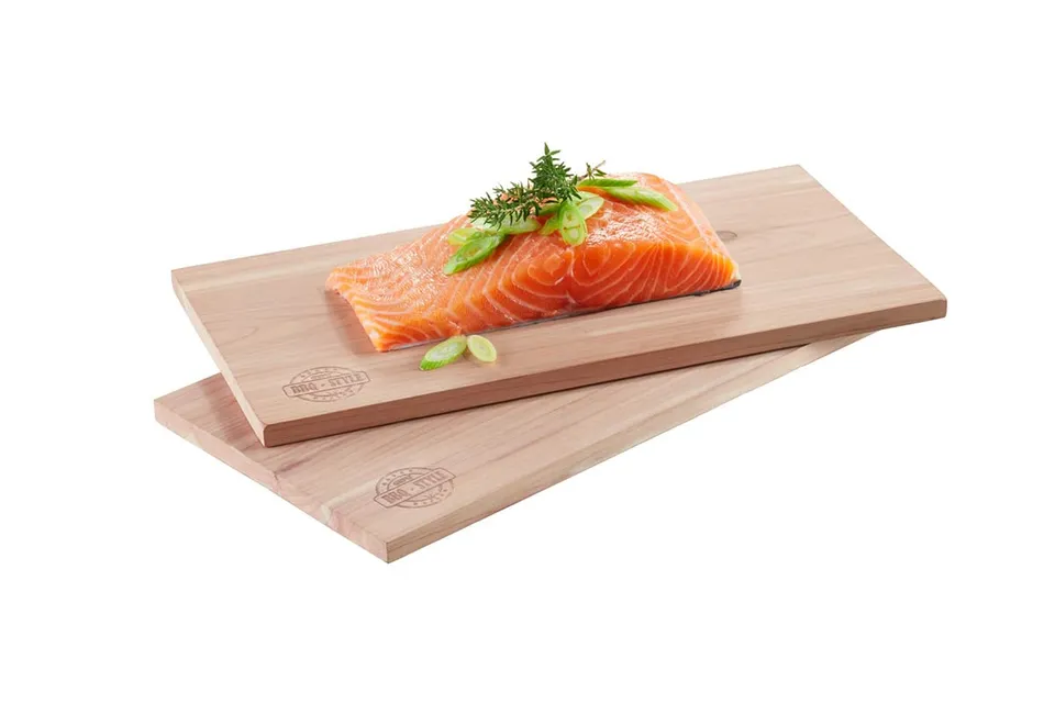 gefu-ge89289-planche-pour-fumage-en-c-dre-30-x-15-cm-lot-de-2-planches-bois-pour image 1