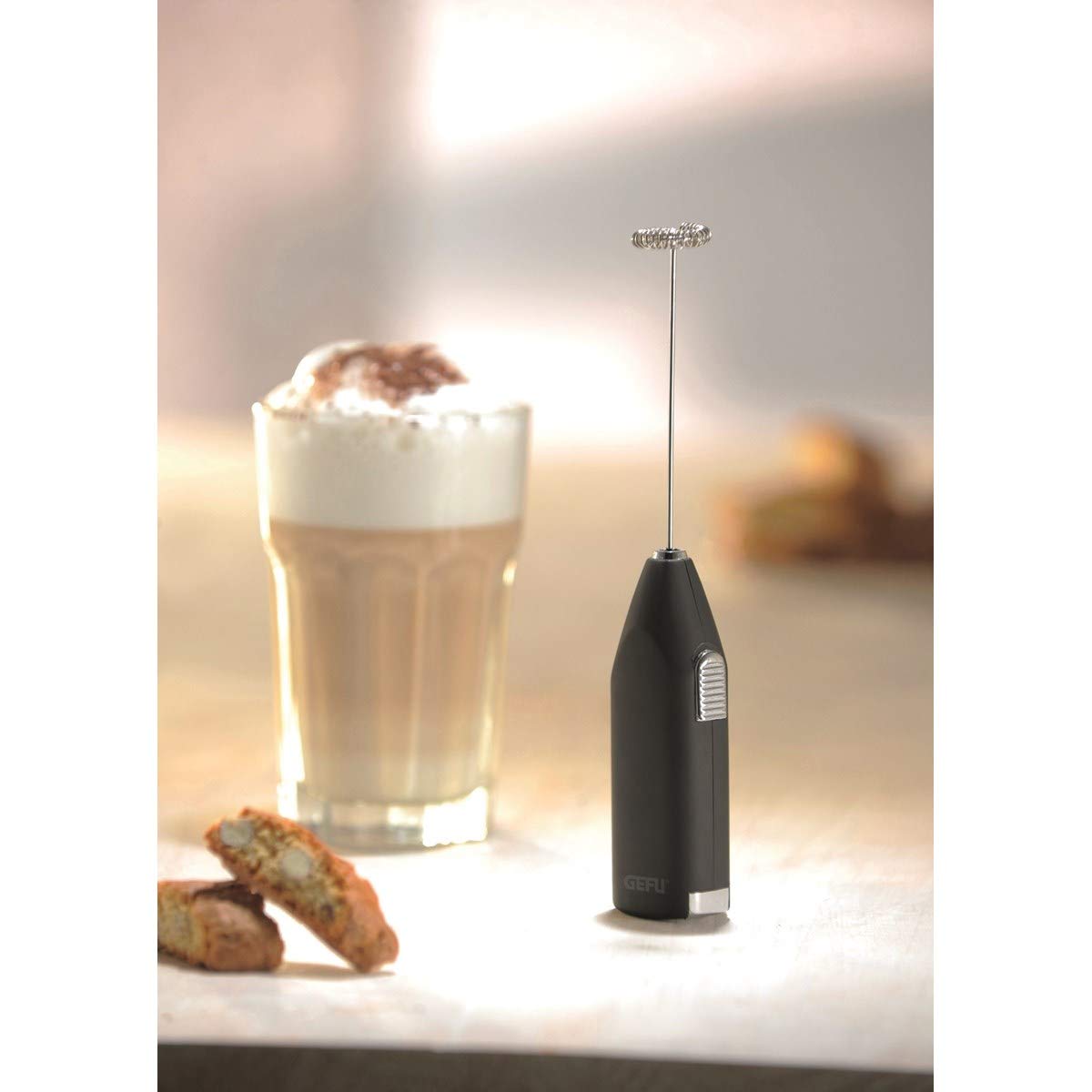 gefu-fino-mousseur-lait-lectrique-piles-12-000-tr-min-fouet-inox-manche-soft-tou image 2