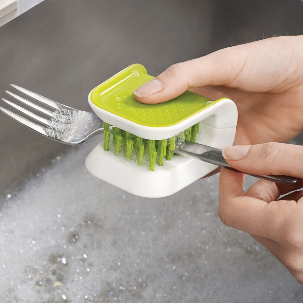 joseph-joseph-bladebrush-brosse-de-nettoyage-main-pour-couteaux-et-couverts-vert image 4
