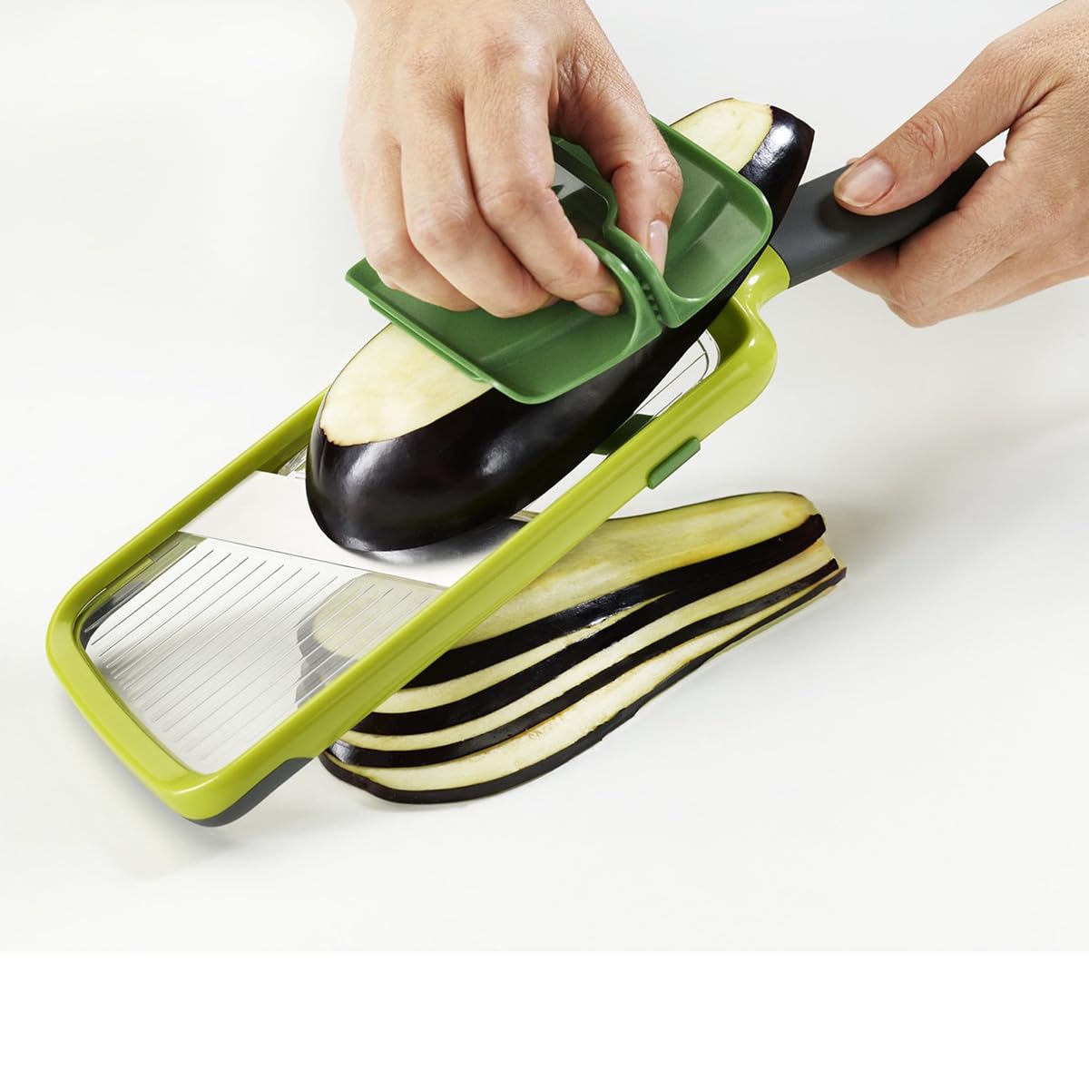 joseph-joseph-multi-grip-mandoline-de-cuisine-r-glable-coupe-l-gumes-3-paisseurs image 7