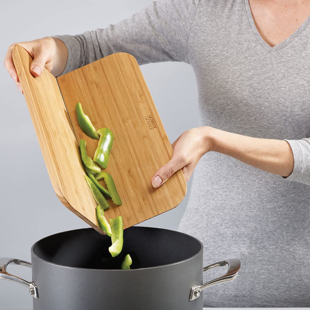joseph-joseph-chop2pot-grande-planche-d-couper-pliante-en-bambou-avec-pieds-anti image 5