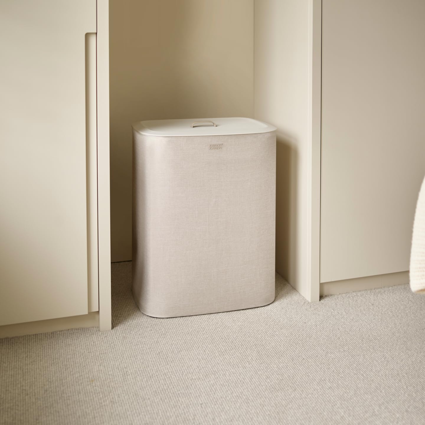 joseph-joseph-tota-trio-panier-linge-90-litres-avec-couvercle-3-sacs-de-tri-amov image 6