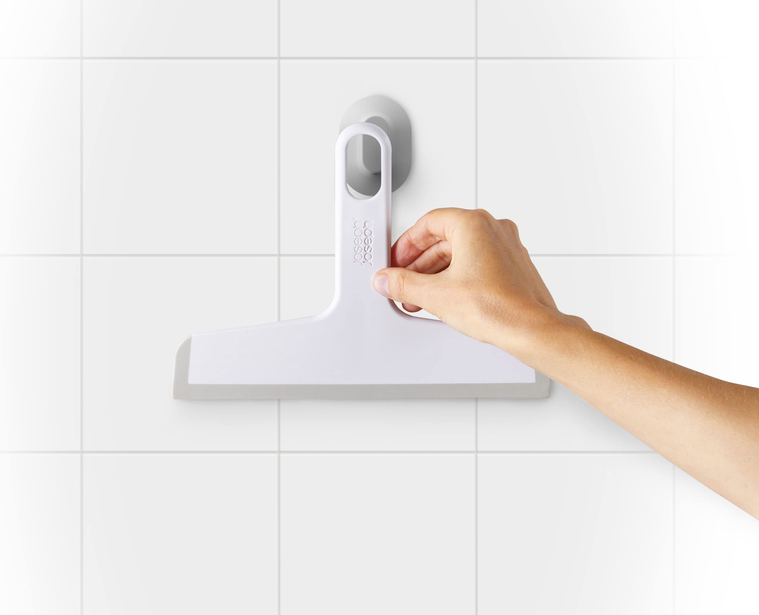 joseph-joseph-duo-raclette-de-douche-ultra-plate-blanche-avec-lame-flexible-plei image 3