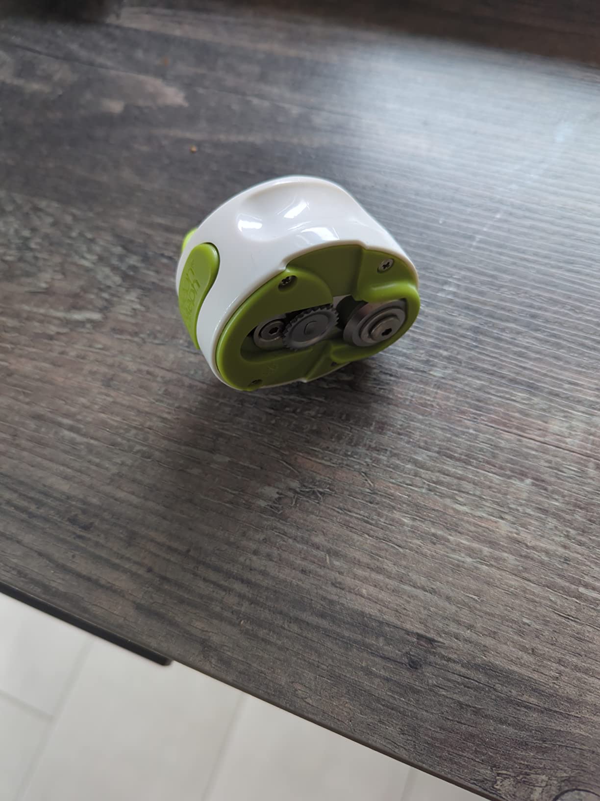 Compact et efficace