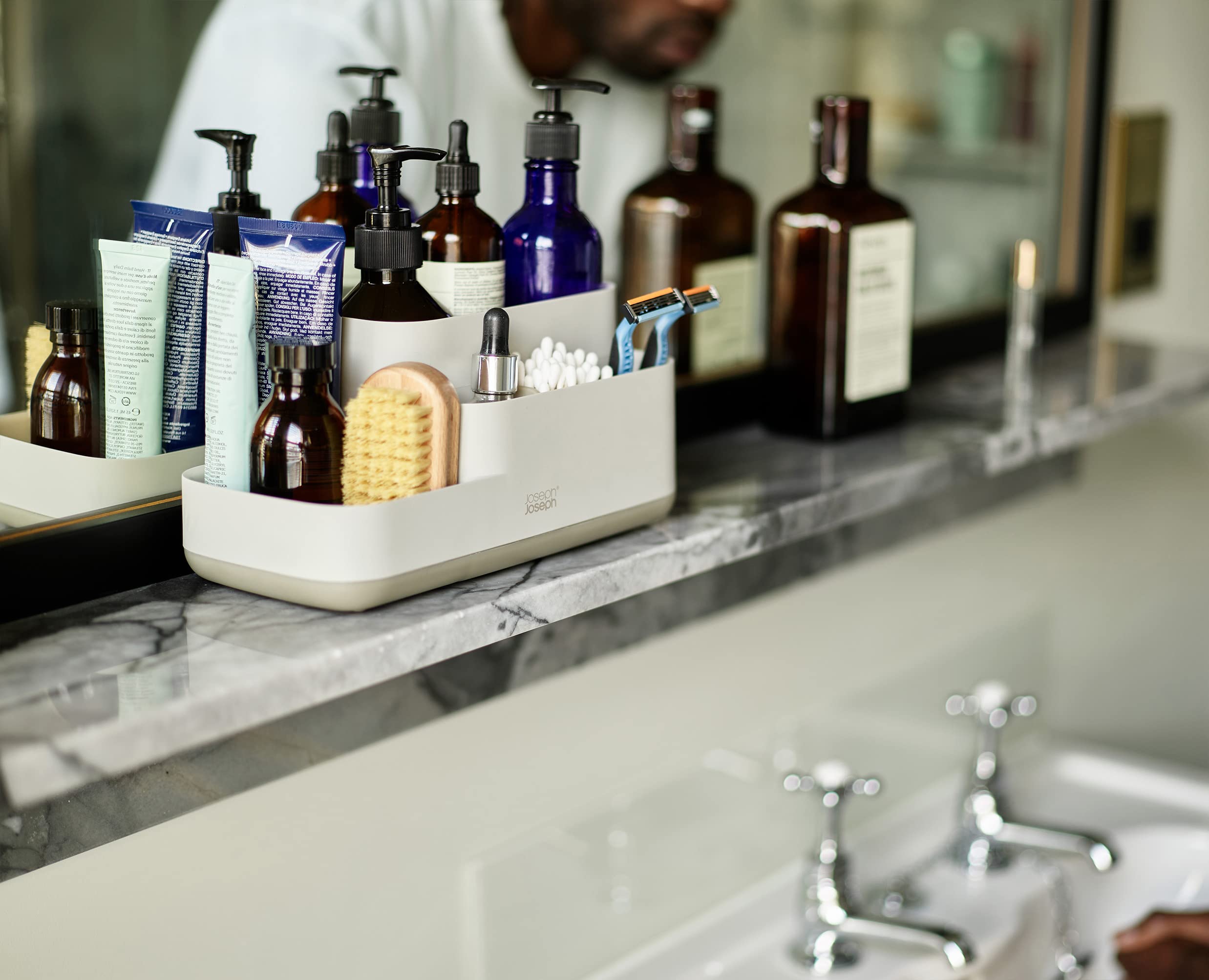 joseph-joseph-easystore-caddy-de-rangement-pour-accessoires-de-salle-de-bain-ave image 4