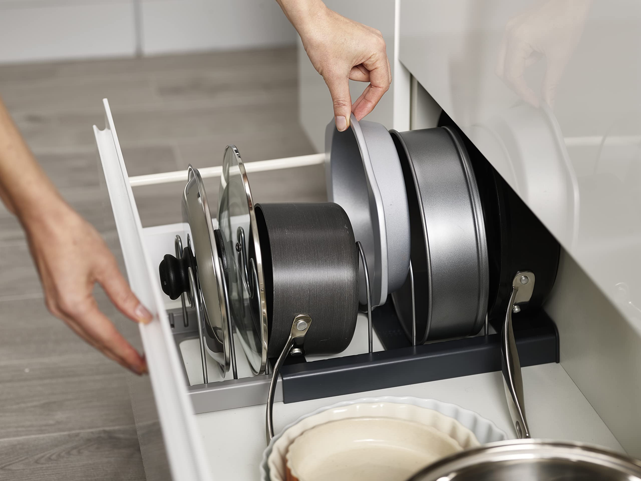 joseph-joseph-drawerstore-organiseur-de-tiroir-extensible-pour-casseroles-couver image 4