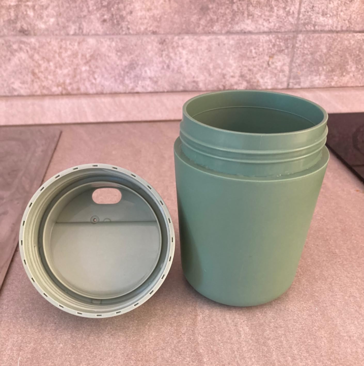 Fini les taches de café