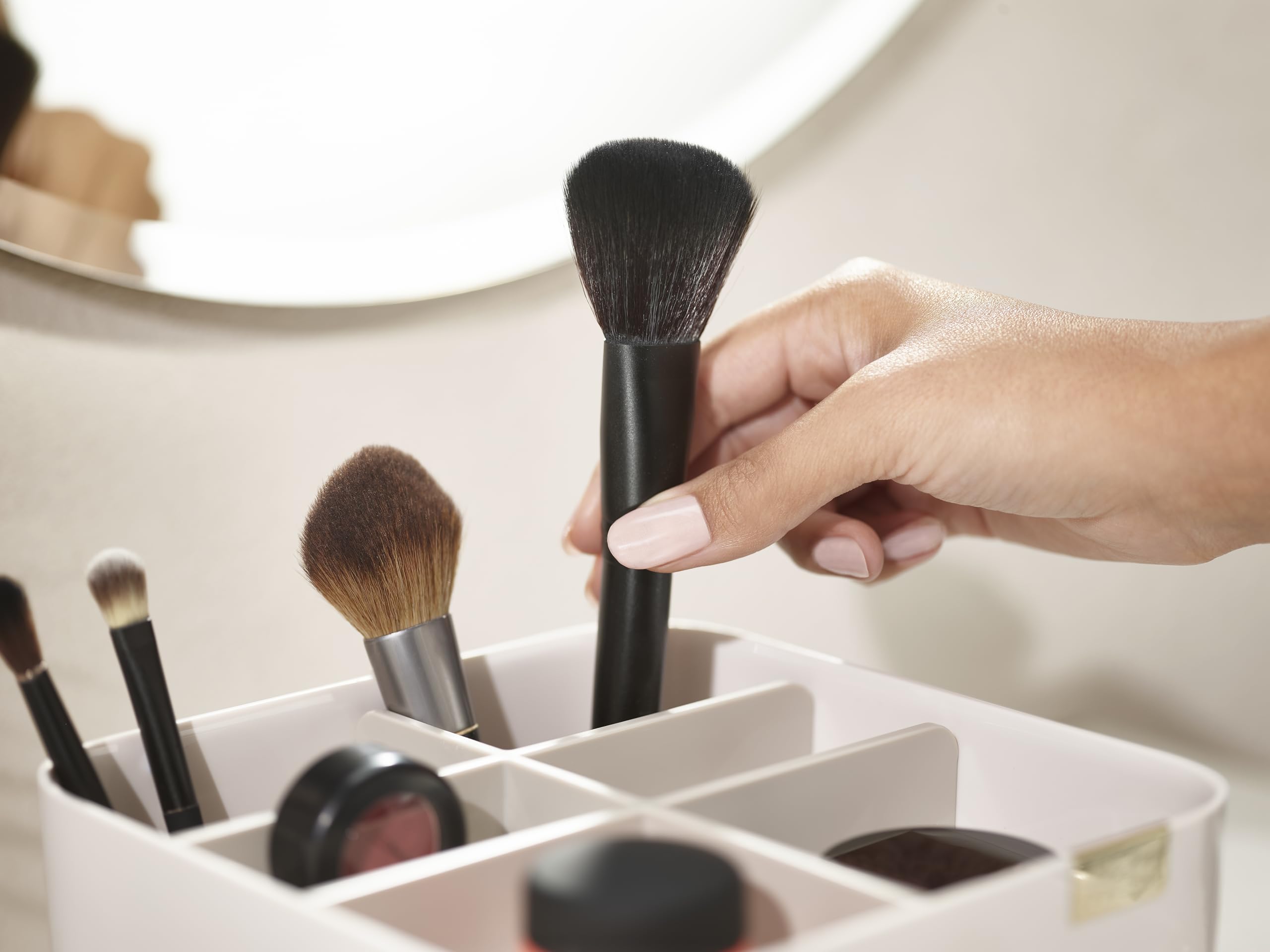 joseph-joseph-make-me-up-organisateur-de-cosm-tiques-2-en-1-avec-miroir-compact- image 4