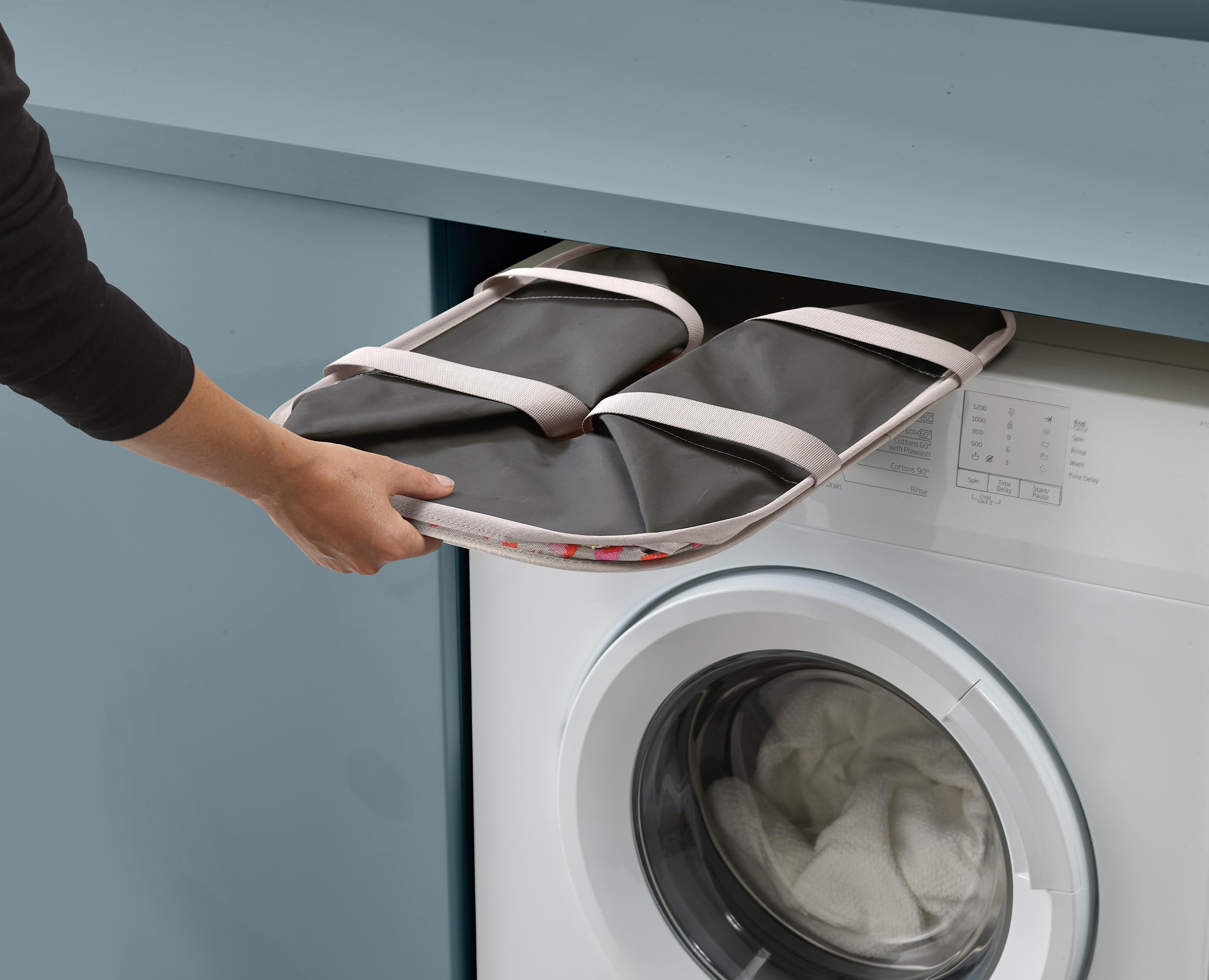 joseph-joseph-hold-all-max-panier-linge-pliable-55l-tissu-durable-anti-humidit-p image 5
