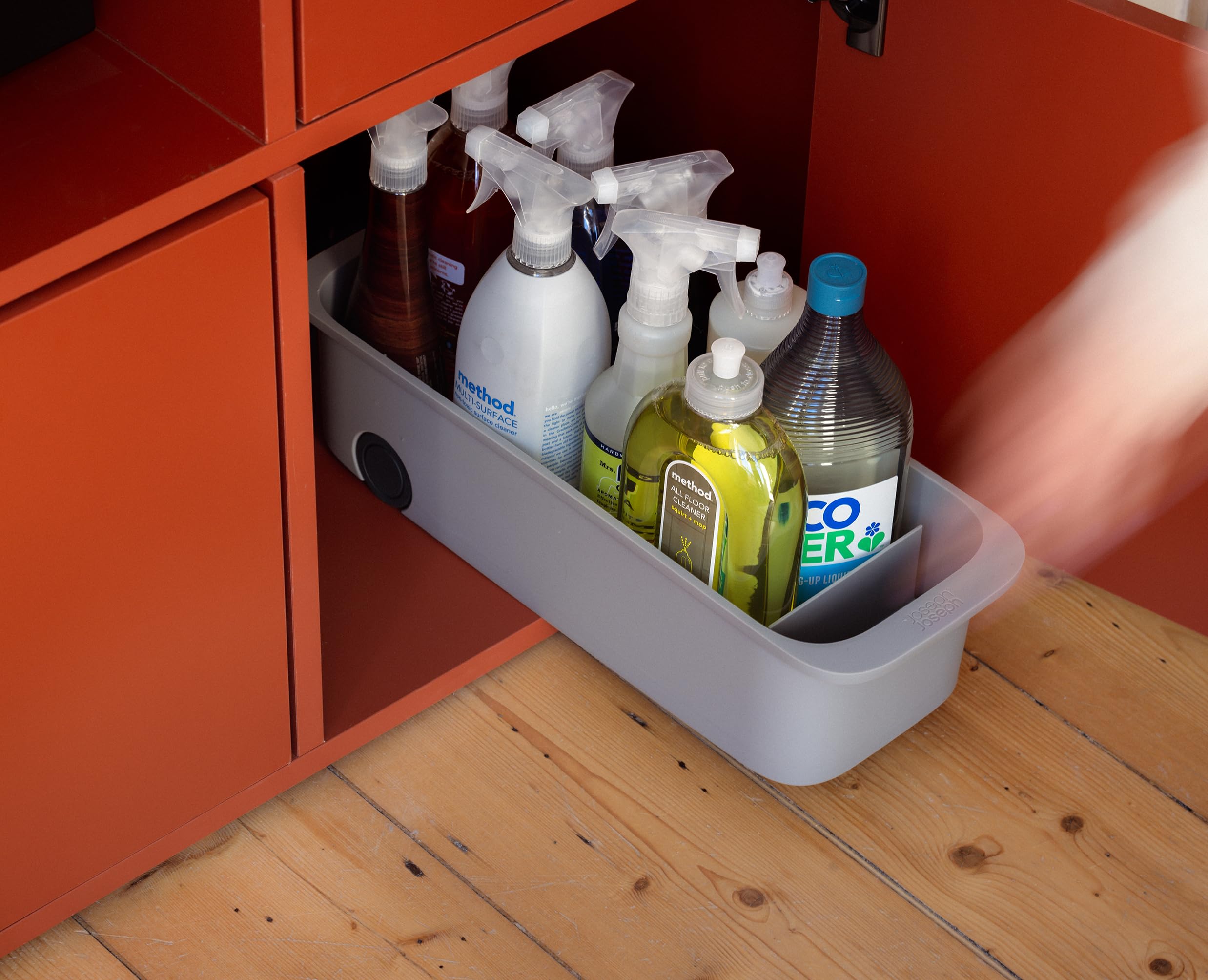 joseph-joseph-panier-de-rangement-roulant-sous-vier-avec-2-compartiments-et-roul image 7