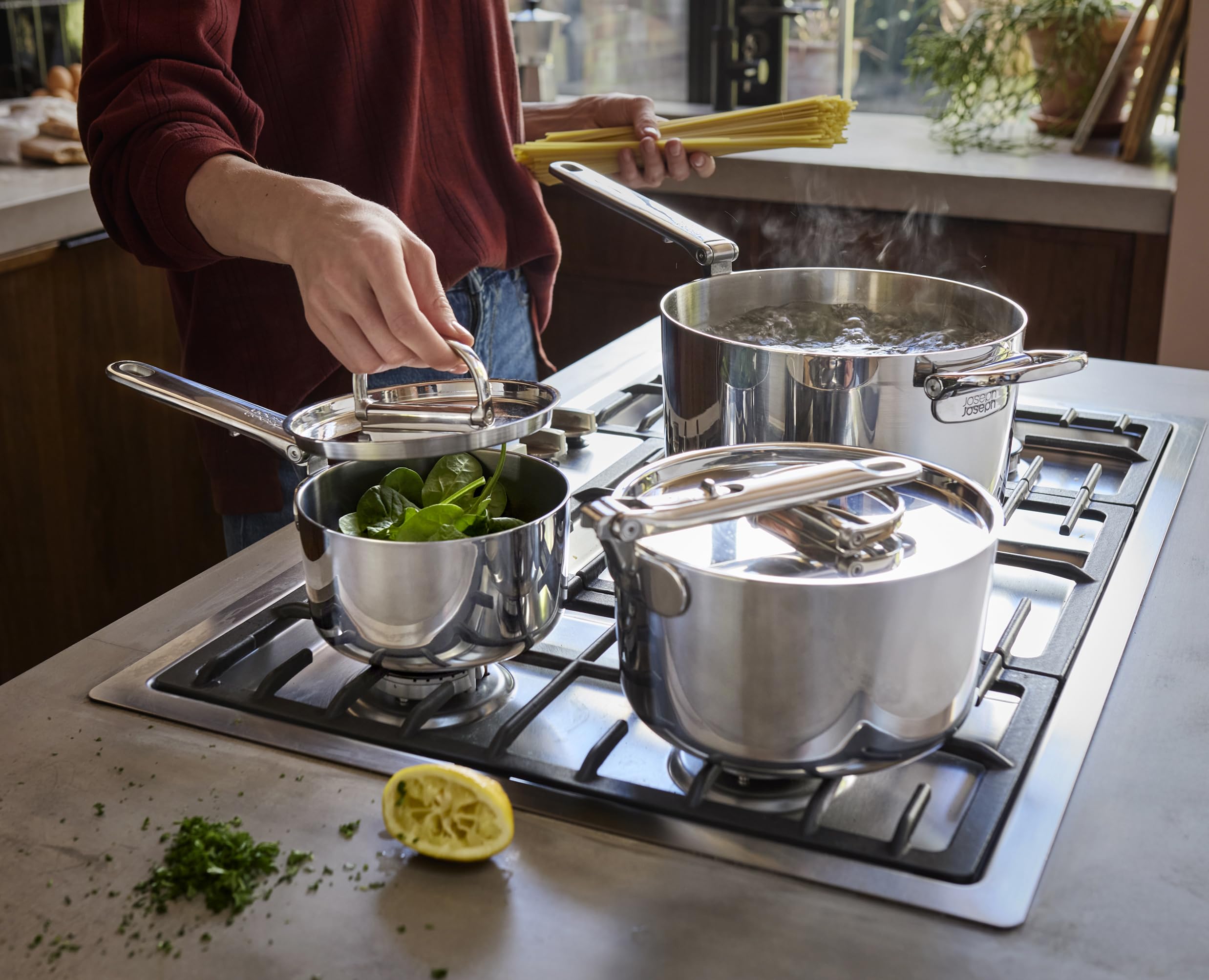 joseph-joseph-space-steel-set-de-3-casseroles-inox-empilables-avec-poign-es-raba image 4