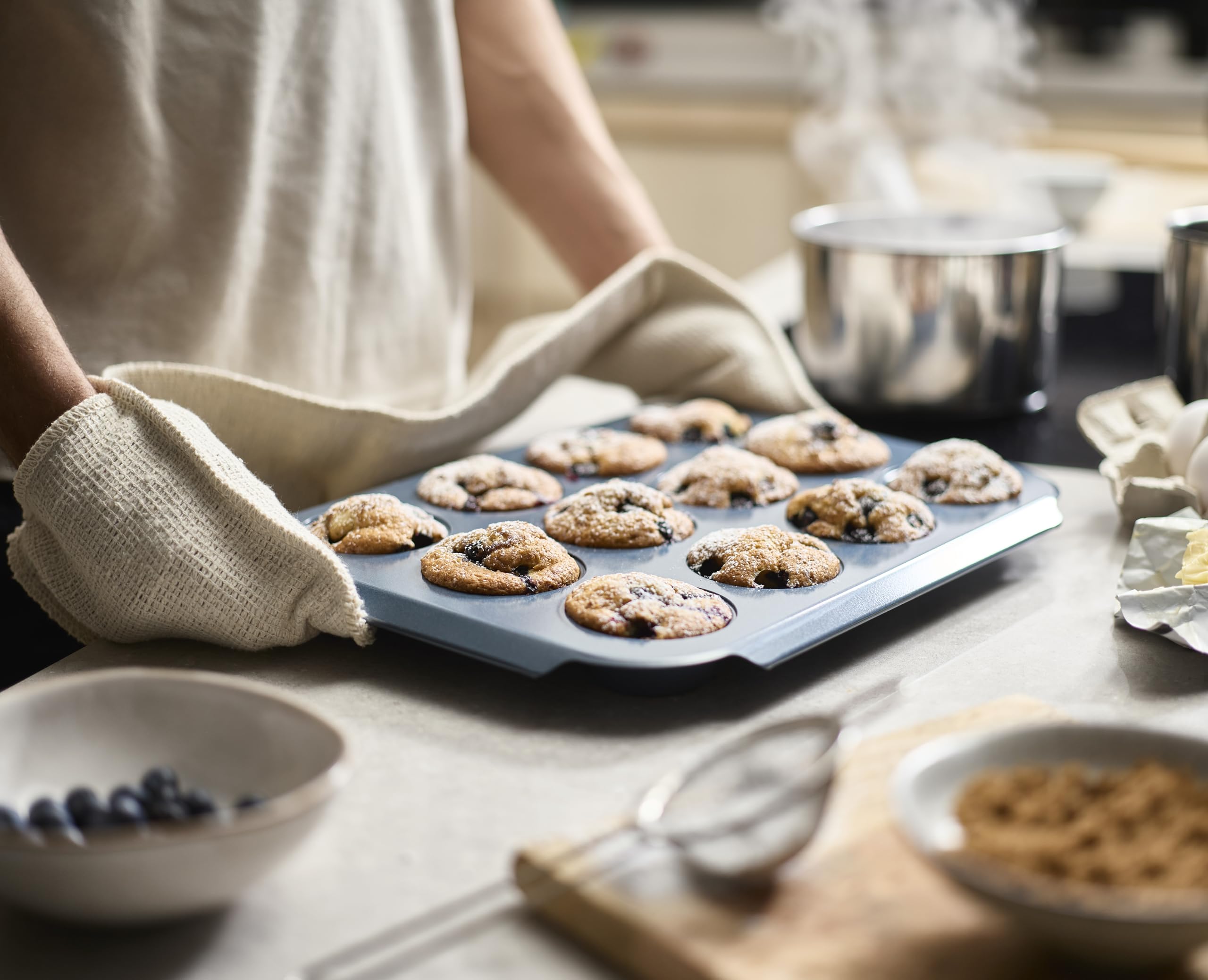 joseph-joseph-nest-plaque-muffins-antiadh-sive-12-tasses-en-acier-au-carbone-poi image 5