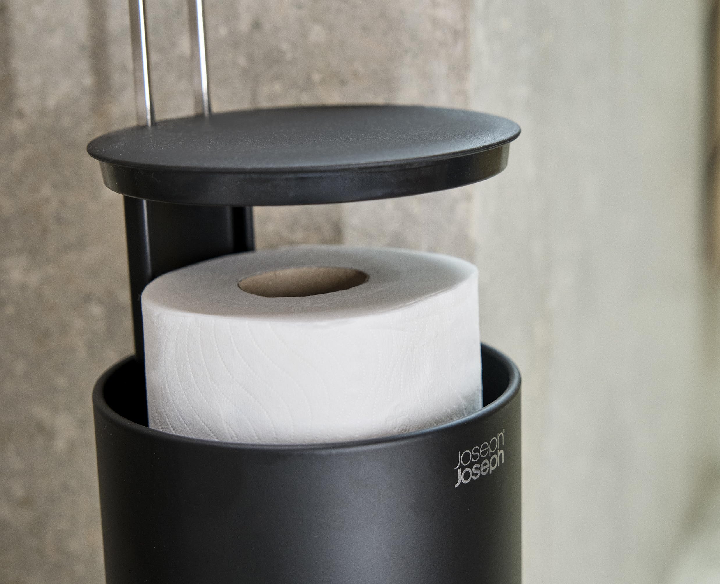 joseph-joseph-easystore-porte-papier-toilette-sur-pied-avec-rangement-dissimul-p image 7