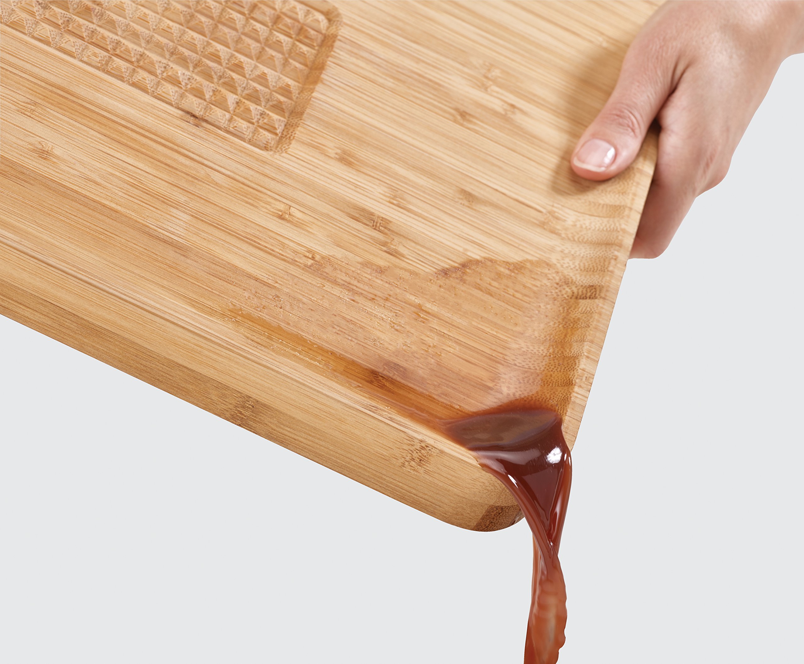 joseph-joseph-cut-carve-planche-d-couper-en-bambou-naturel-avec-grip-central-bor image 6